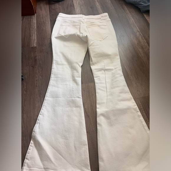 Hollister, size 5, white - Picture 2 of 3